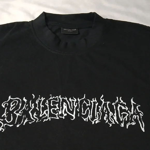 Balenciaga Black Graphic Tee - Picture 2 of 4
